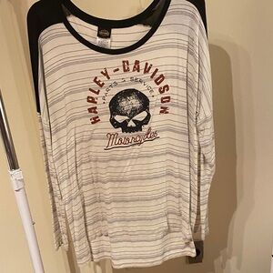 Harley-Davidson Women’s Skull Graphic Long Sleeve Tee C1MM Knoxville TN 2019